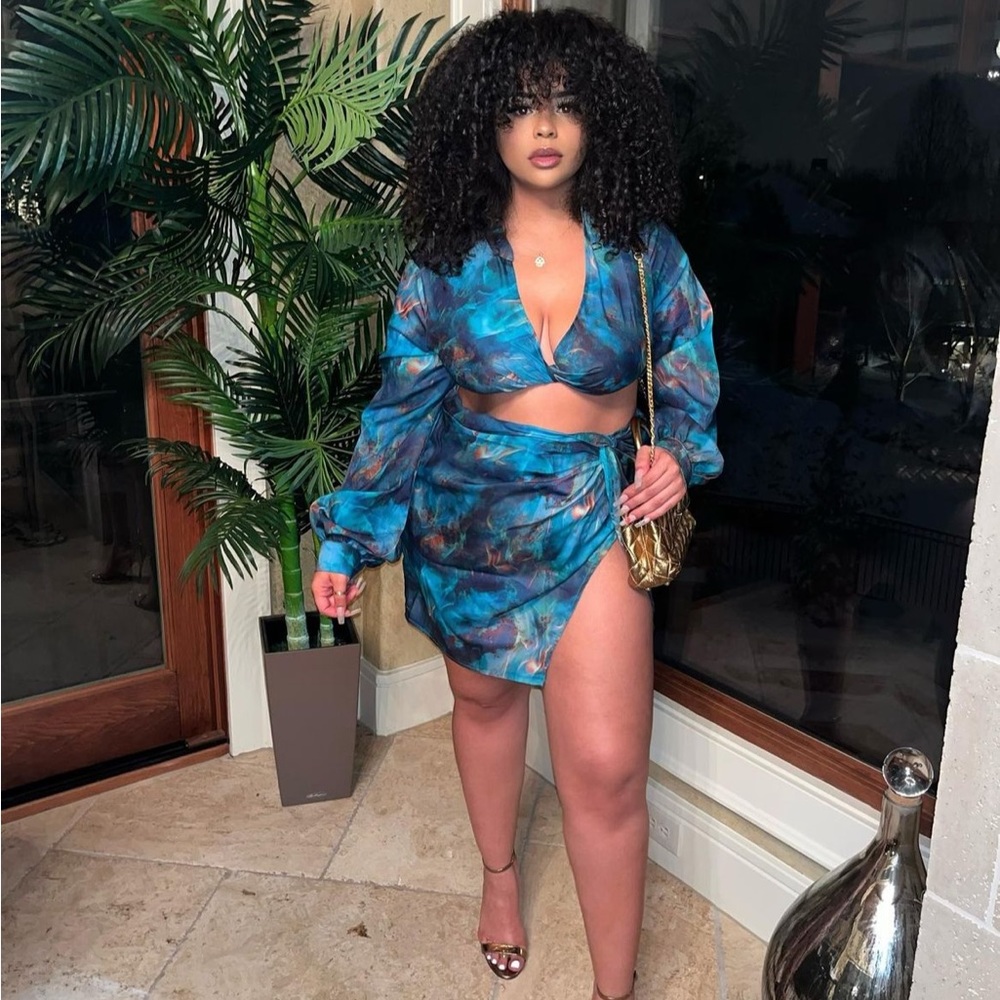 Green Print Twist Front Split Leg Mini Skirt